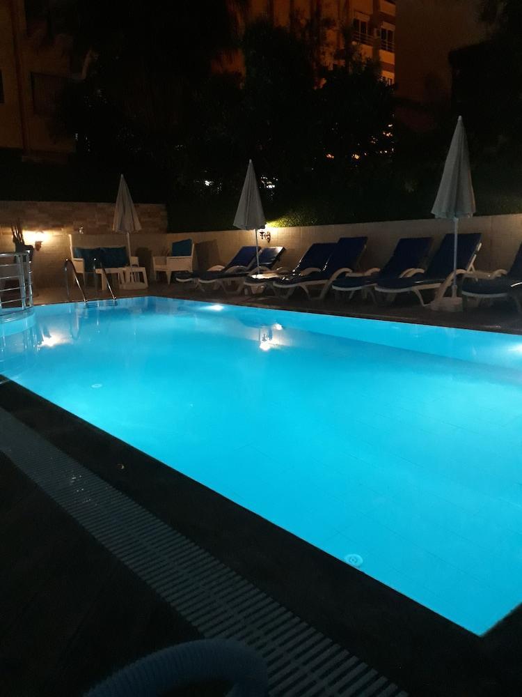 Golden Spark Aparthotel Antalya Luaran gambar